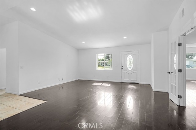 8627 Vicki Drive, Whittier CA: https://media.crmls.org/medias/5da44fa8-46d0-4e50-b66d-8d0e1c5a0ca3.jpg