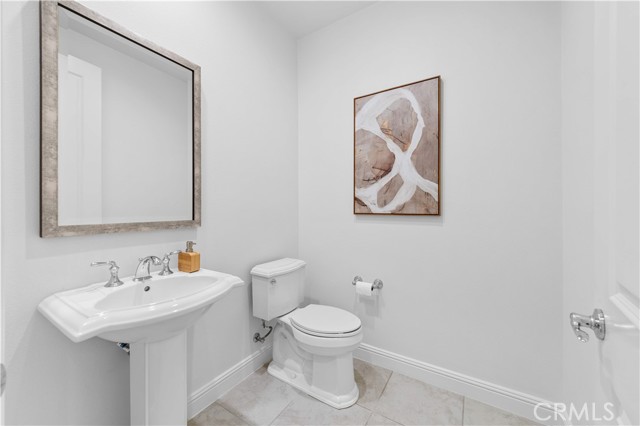 Detail Gallery Image 29 of 68 For 111 Great Oak, Irvine,  CA 92602 - 5 Beds | 5/1 Baths