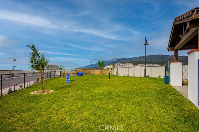 Detail Gallery Image 38 of 43 For 16746 Mistletoe, Fontana,  CA 92336 - 3 Beds | 2 Baths