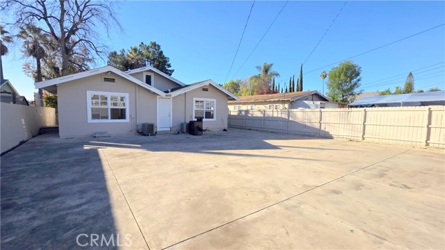 Detail Gallery Image 18 of 18 For 1140 N Park Ave, Pomona,  CA 91768 - 1 Beds | 1 Baths