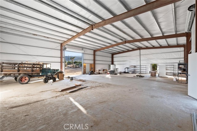 Detail Gallery Image 5 of 19 For 2390 Trinity Rd, Pinon Hills,  CA 92372 - 3 Beds | 2 Baths