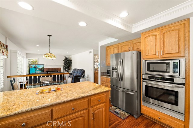 Detail Gallery Image 16 of 52 For 937 Finnell Way, Placentia,  CA 92870 - 4 Beds | 3 Baths