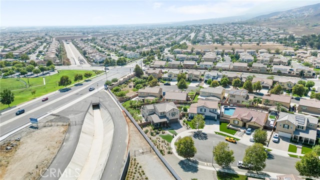 Detail Gallery Image 47 of 55 For 4882 Hawk Ridge Ave, Fontana,  CA 92336 - 4 Beds | 3/1 Baths