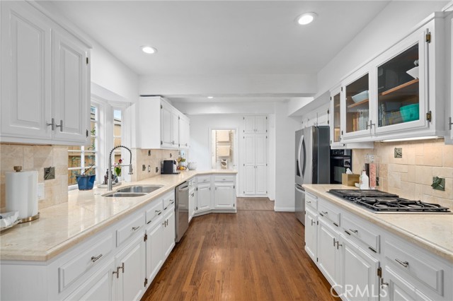 3717 Palos Verdes Drive, Palos Verdes Estates, California 90274, 4 Bedrooms Bedrooms, ,3 BathroomsBathrooms,Residential,Sold,Palos Verdes,OC25027515