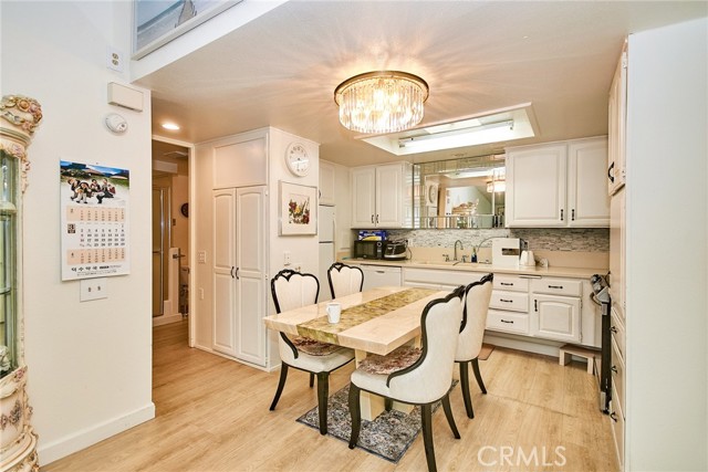 Detail Gallery Image 5 of 36 For 1121 Northwood Rd 237a   M9,  Seal Beach,  CA 90740 - 2 Beds | 2 Baths