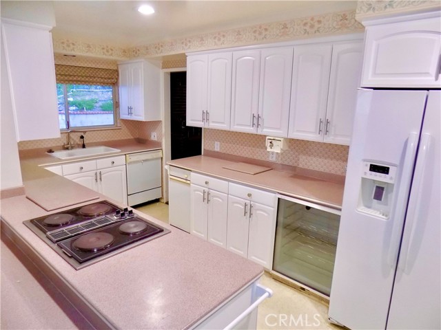 13209 Harding Street photo 6