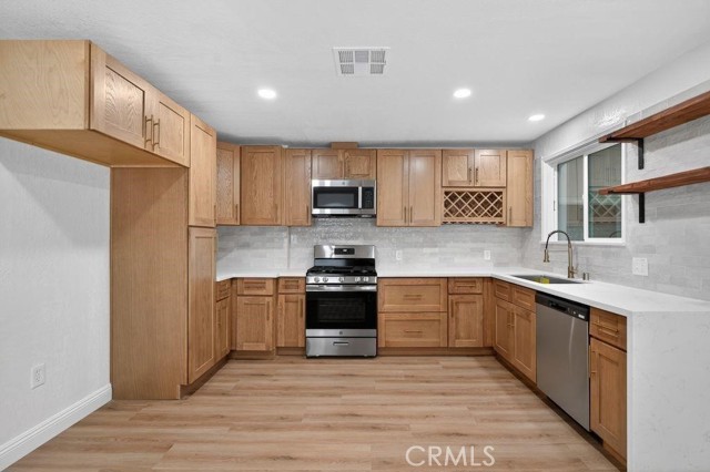 Detail Gallery Image 19 of 49 For 4392 Elm, Long Beach,  CA 90807 - 3 Beds | 2 Baths