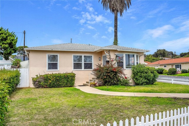 Detail Gallery Image 2 of 20 For 962 W Paseo Del Mar, San Pedro,  CA 90731 - 3 Beds | 1 Baths