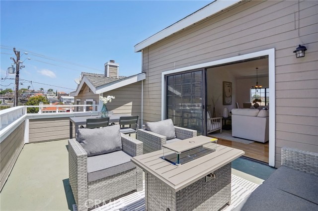 1924 Mathews Avenue, Redondo Beach CA: https://media.crmls.org/medias/5daf005b-15c1-4cbc-89c7-007821053705.jpg