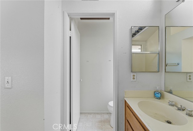14698 King Canyon Road, Victorville CA: https://media.crmls.org/medias/5daf4125-f292-4185-aad6-b6d60a819e88.jpg