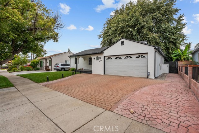 13817 Bromwich Street, Arleta CA: https://media.crmls.org/medias/5daf564c-f882-46e1-81d8-8cb43839d3db.jpg
