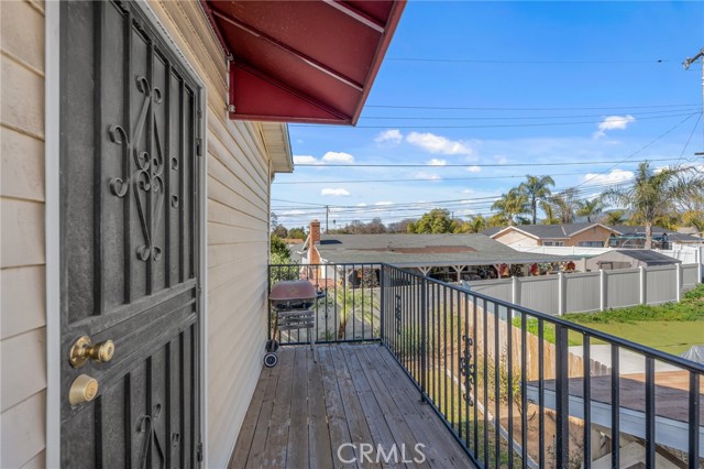 Upstairs balcony