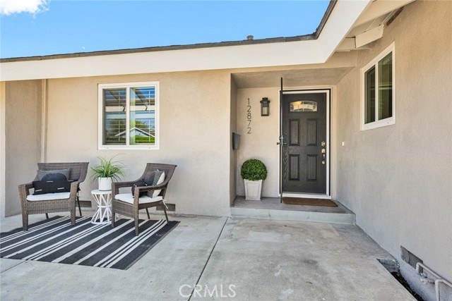 12872 Woodlawn Avenue, Tustin CA: https://media.crmls.org/medias/5db00f52-3219-430a-80cb-758181eda290.jpg