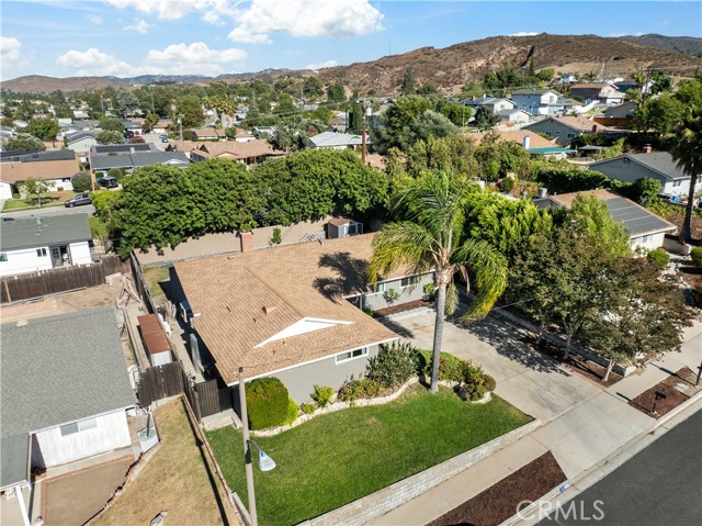 896 Moffatt Circle, Simi Valley CA: https://media.crmls.org/medias/5db048a1-1e25-42d8-a8c6-fbde7b041d2a.jpg