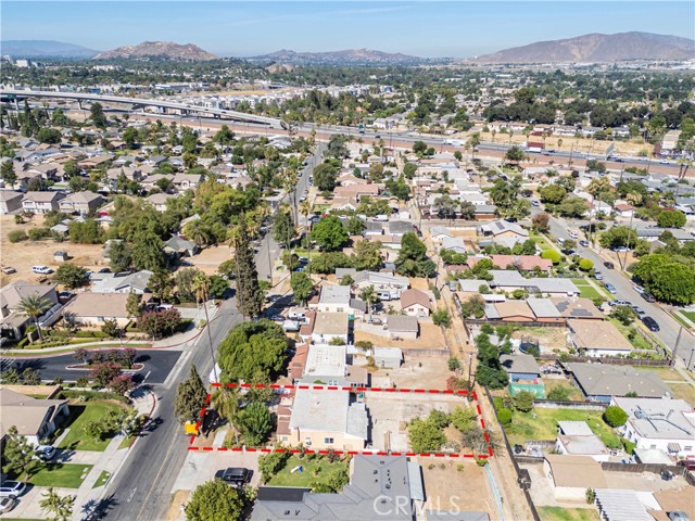 1909 Marlborough Avenue, Riverside CA: https://media.crmls.org/medias/5db0acde-0e2a-4a4f-b48e-194cf59874d2.jpg