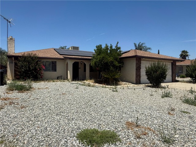 425 Whicha Way, Hemet CA: https://media.crmls.org/medias/5db21b22-9f19-483a-a978-c50ecbb2db24.jpg
