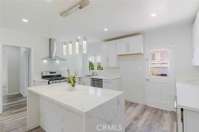 Detail Gallery Image 8 of 26 For 10777 Mountair Ave, Tujunga,  CA 91042 - 2 Beds | 1 Baths