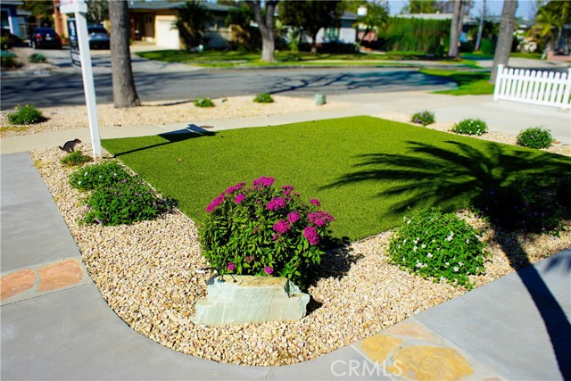 Detail Gallery Image 6 of 65 For 2019 Valencia, Santa Ana,  CA 92706 - 4 Beds | 2 Baths