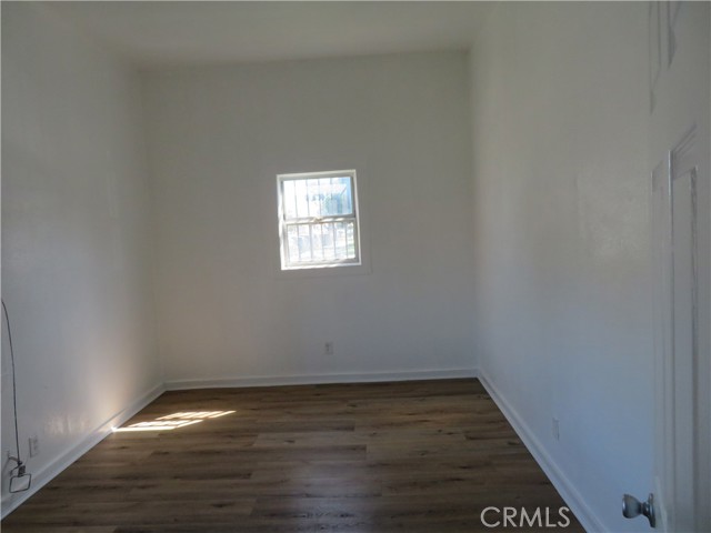 Detail Gallery Image 9 of 19 For 156 E Colden, Los Angeles,  CA 90003 - 2 Beds | 1 Baths