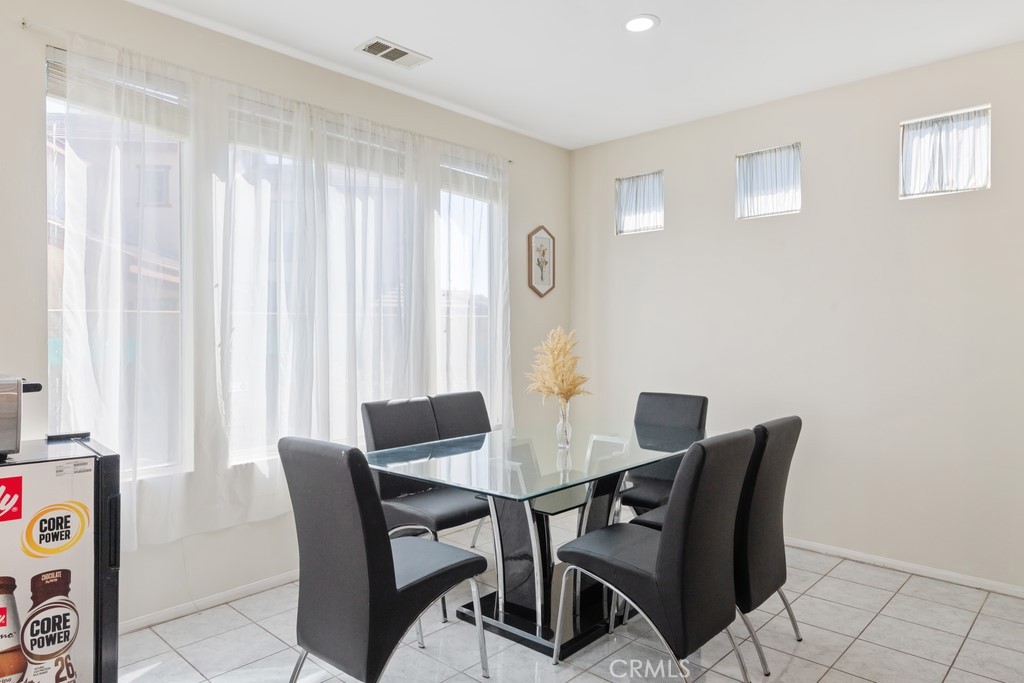 MLS #OC25166574 img 7