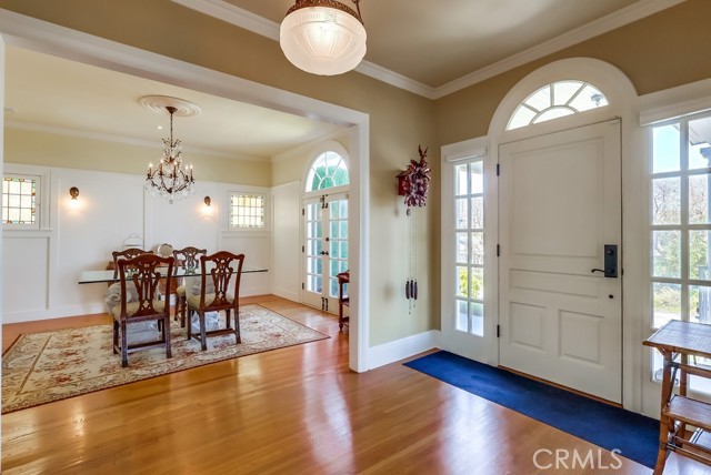 1239 S Patton Avenue, San Pedro CA: https://media.crmls.org/medias/5db6820d-2664-4f01-b4f4-e795f7db8237.jpg