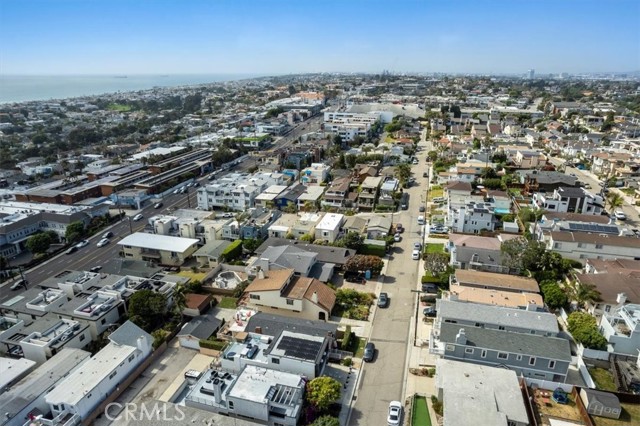 1826 Rhodes Street, Hermosa Beach, California 90254, 3 Bedrooms Bedrooms, ,2 BathroomsBathrooms,Residential,Sold,Rhodes,SB23097552