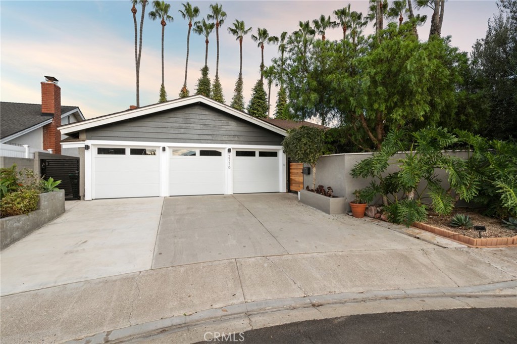 2716 Skylark Circle