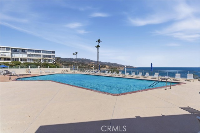 32653 Seagate, Rancho Palos Verdes, California 90275, 2 Bedrooms Bedrooms, ,2 BathroomsBathrooms,Residential,For Sale,Seagate,SB26097061