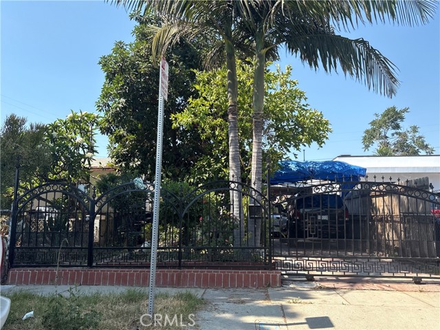 4391 Triggs Street, Los Angeles CA: https://media.crmls.org/medias/5db7c29f-e2cb-4d9e-8990-437797b5a851.jpg