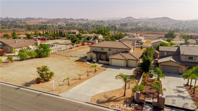 Detail Gallery Image 46 of 46 For 17881 Wildwood Creek Rd, Riverside,  CA 92504 - 5 Beds | 4/1 Baths