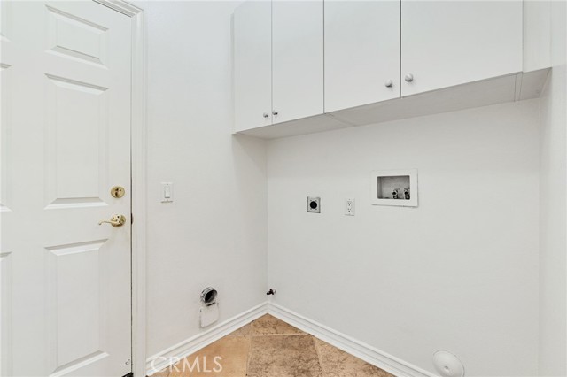 Detail Gallery Image 49 of 75 For 26839 Pinehurst Dr, Valencia,  CA 91355 - 3 Beds | 3 Baths