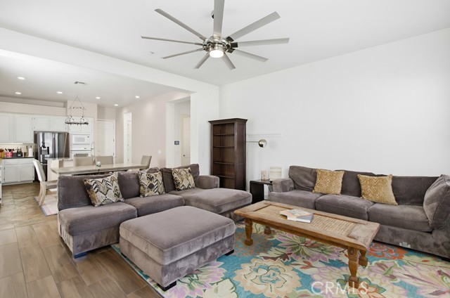 26161 Wyndemere Court, Escondido CA: https://media.crmls.org/medias/5db9b889-49b2-482b-94cc-98f26b30a9fc.jpg