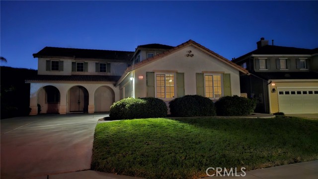 Detail Gallery Image 1 of 1 For 201 Alabaster Loop, Perris,  CA 92570 - 4 Beds | 2/1 Baths