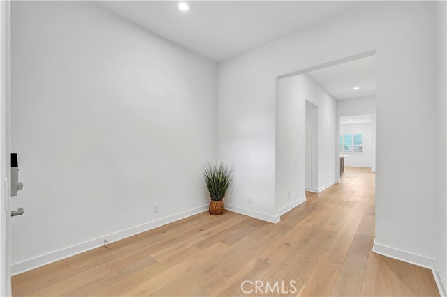 Detail Gallery Image 5 of 62 For 14432 Windfall Ln, Huntington Beach,  CA 92647 - 3 Beds | 2/1 Baths