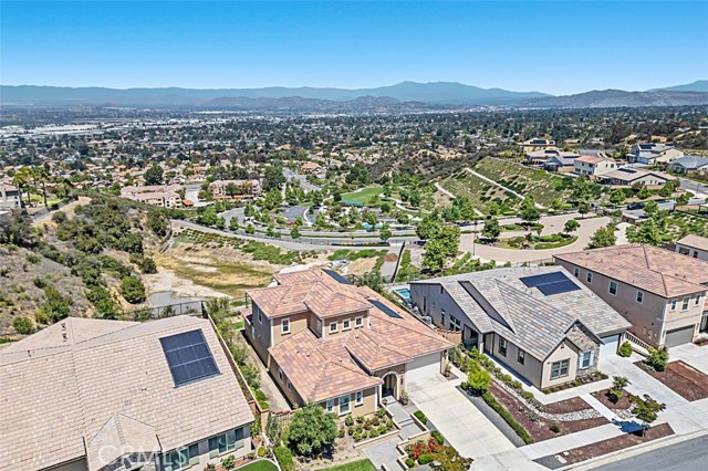 Detail Gallery Image 5 of 56 For 2521 Chad Zeller, Corona,  CA 92882 - 4 Beds | 3/1 Baths