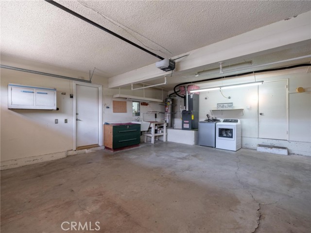 Image 39 of 42 For 2932 Oakwood Lane