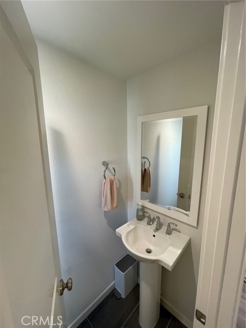 Detail Gallery Image 11 of 29 For 152 Elkhorn, Irvine,  CA 92618 - 2 Beds | 2/1 Baths