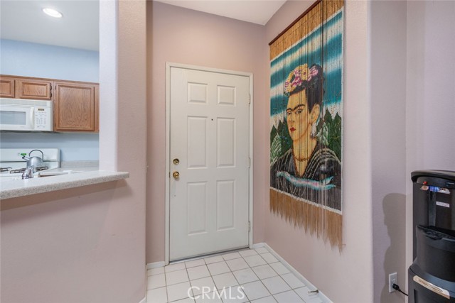 Detail Gallery Image 4 of 19 For 26438 Arboretum Way #2406,  Murrieta,  CA 92563 - 1 Beds | 1 Baths