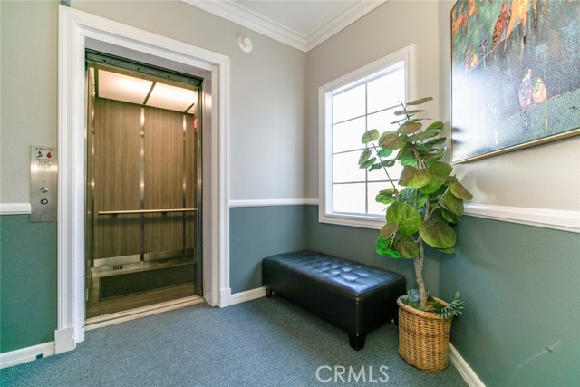 Detail Gallery Image 6 of 66 For 13331 Moorpark St #319,  Sherman Oaks,  CA 91423 - 2 Beds | 2 Baths