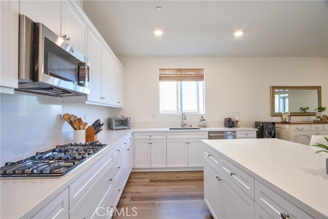 33084 Toledo Bend Court, Winchester CA: https://media.crmls.org/medias/5dbe04e5-bc50-48c7-91e1-4e48b06d6fe7.jpg