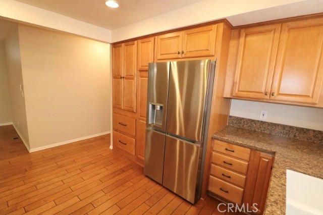 property-img