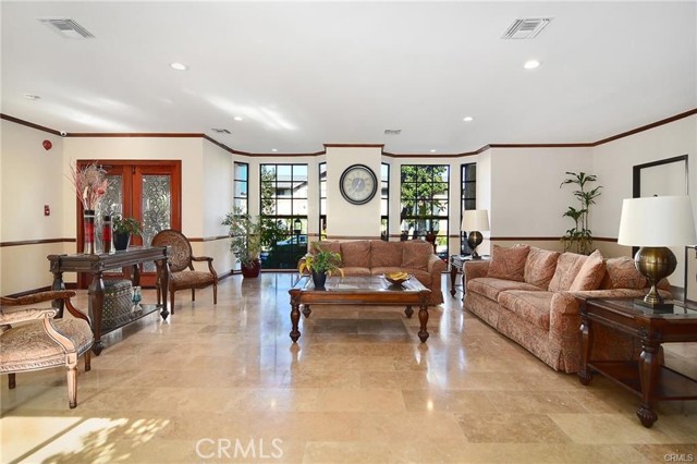 Detail Gallery Image 33 of 37 For 17914 Magnolia Bld #127,  Encino,  CA 91316 - 2 Beds | 2 Baths