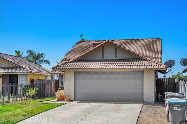 Detail Gallery Image 2 of 22 For 25239 Dana Ln, Moreno Valley,  CA 92551 - 3 Beds | 2 Baths