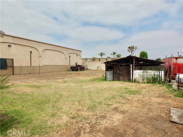 10505 Artesia Blvd., Bellflower CA: https://media.crmls.org/medias/5dbf2e05-a806-485c-b2b0-c5bebf353a1d.jpg