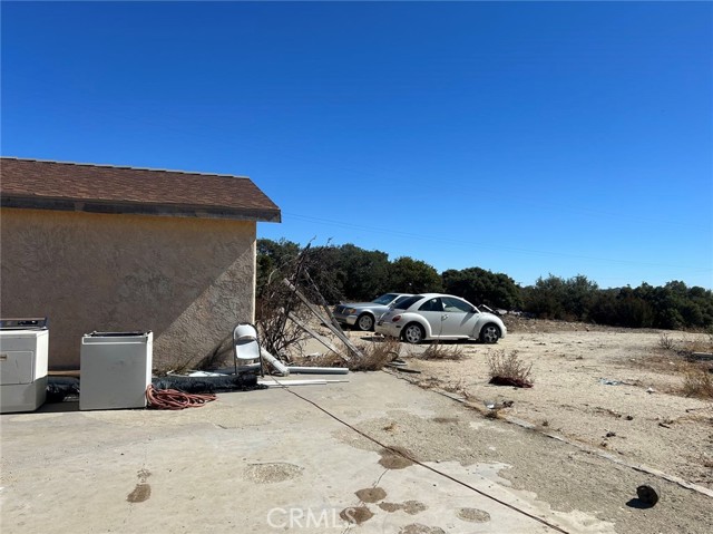 Detail Gallery Image 3 of 11 For 3001 Rancho Chimney Rock Rd, Ranchita,  CA 92066 - 3 Beds | 2 Baths