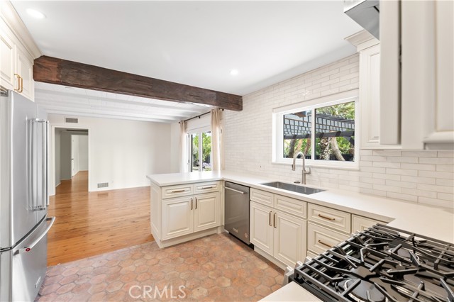 Detail Gallery Image 6 of 39 For 29612 Spotted Bull Ln, San Juan Capistrano,  CA 92675 - 4 Beds | 2 Baths