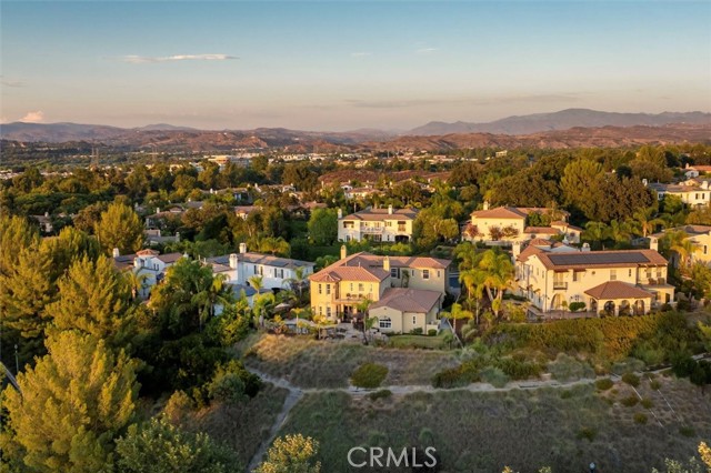24816 Los Altos Drive, Valencia CA: https://media.crmls.org/medias/5dc0646a-1cf1-4b5c-80f9-a2a3f5d03ba9.jpg