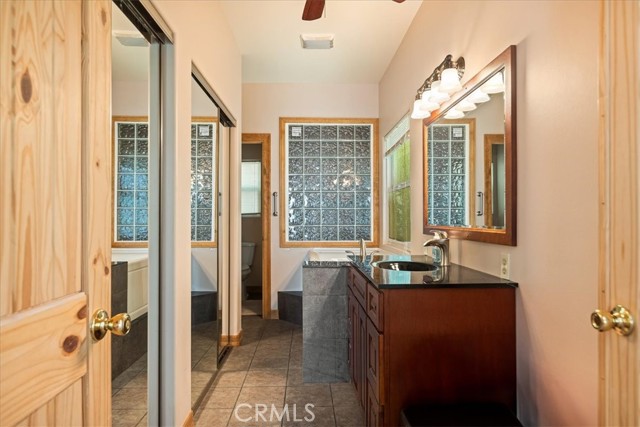 Detail Gallery Image 17 of 25 For 1053 Lausanne Dr, Crestline,  CA 92325 - 3 Beds | 2/1 Baths