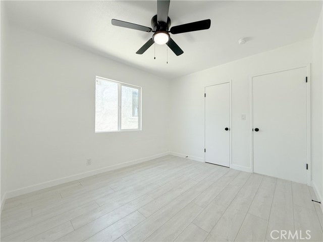518 N Wilmington Avenue, Compton CA: https://media.crmls.org/medias/5dc1801e-d3b3-4a5b-aefd-4eac7457857e.jpg