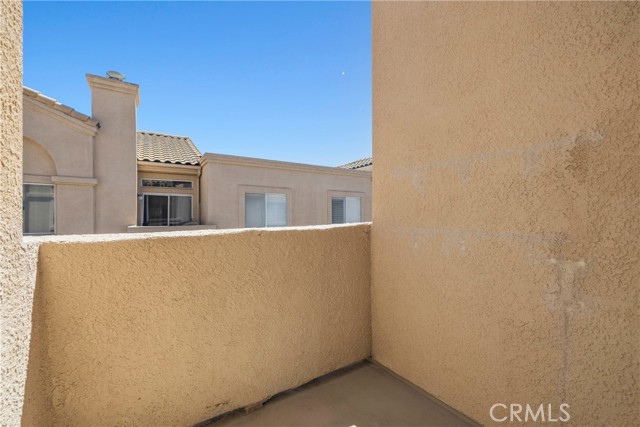 Detail Gallery Image 19 of 44 For 18852 Vista Del Canon #G,  Newhall,  CA 91321 - 2 Beds | 2 Baths